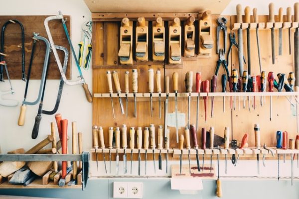 Organisiert sein – eine Garagen -Workbench bekommen