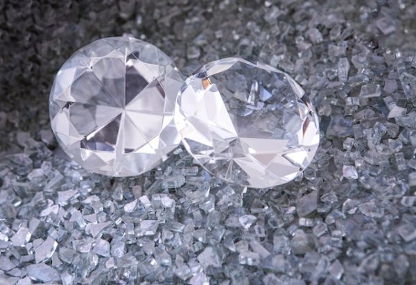 Alles, was Sie über HPHT und CVD bei Diamanten wissen müssen